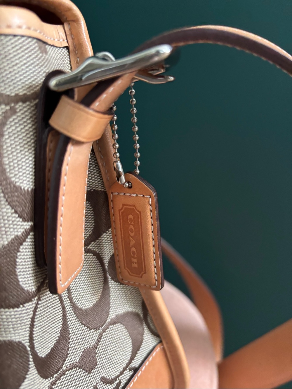 Gorgeous Coach Monogram Canvas Crossbody in Brown and Tan - Picture 3 of 6